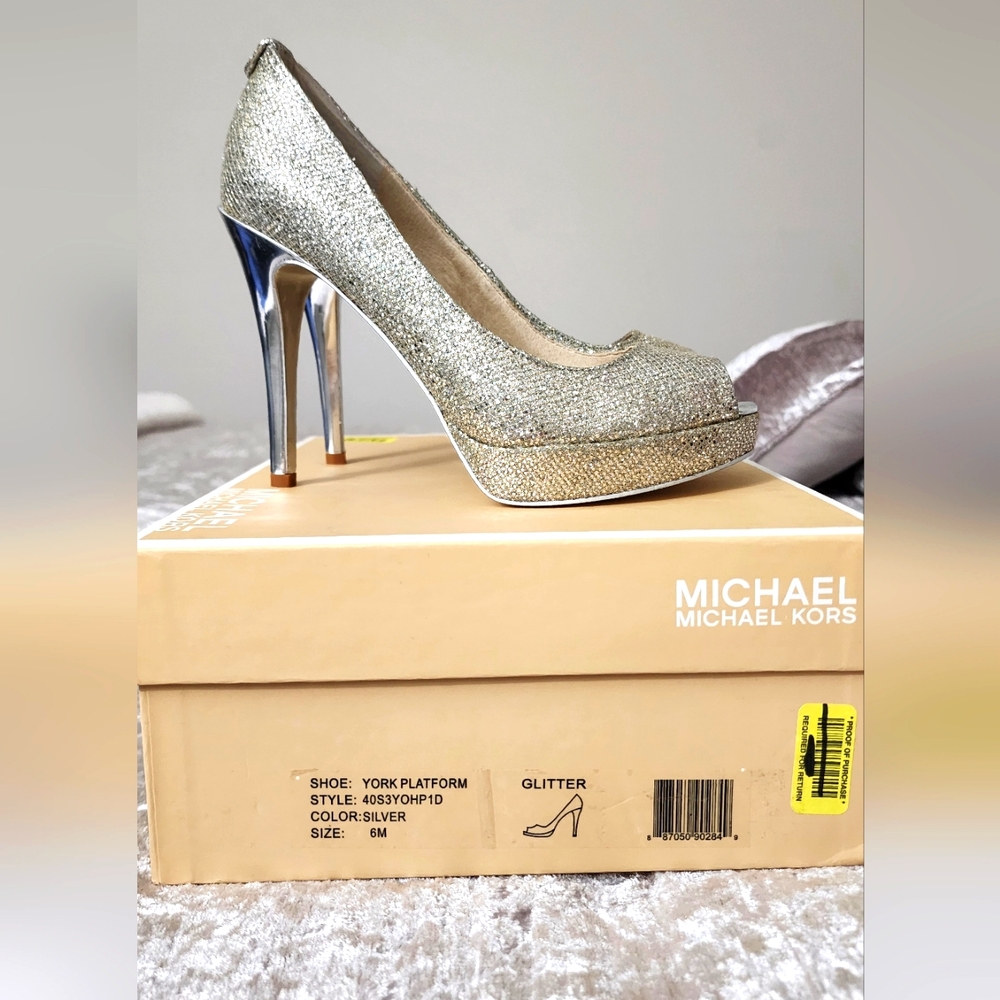 Michael Kors York Platform Silver Glitter Heels Size 6